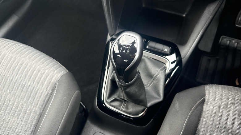 Vauxhall Corsa 1.2 SE 5dr Petrol Hatchback